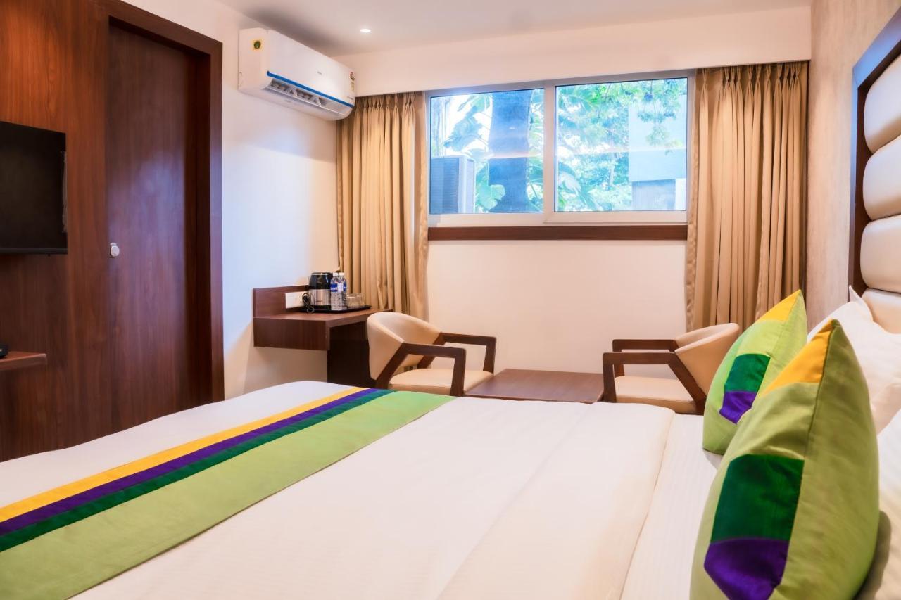 Treebo Serenity Inn, Koregaon Park Pune Exteriör bild